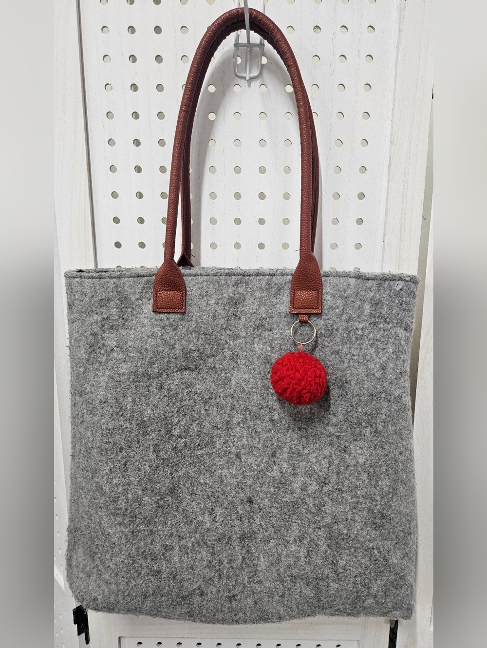 Source Unknown Gray Felt Tote with Brown Handles and Red Pom-Pom Fully Lined